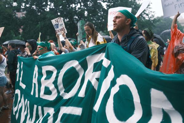 Católicas lanzan una campaña para defender aborto en América Latina