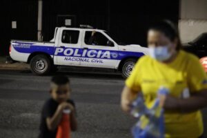El Salvador con condiciones para una «crisis humanitaria» en las cárceles