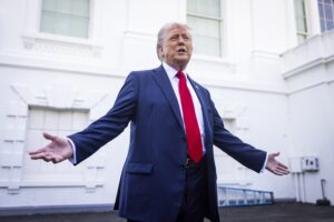 Trump plantea recorte del 22,6 % en áreas no defensivas del presupuesto