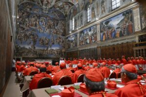 El Vaticano da inicio al cónclave para elegir al próximo líder de la Iglesia Católica