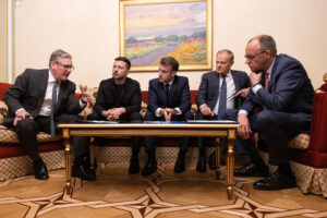 Zelenski plantea encuentro exclusivo con Putin; Rusia sin confirmar asistencia