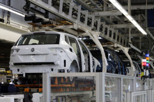 Producción automotriz en México cae 9,07 % interanual en abril