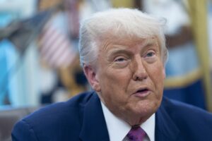 Trump pide a Harvard limitar el ingreso de estudiantes extranjeros al 15 %