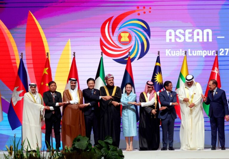 ASEAN apuesta por conservar comercio con EE. UU. y China en medio de tensiones