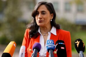 Canadá mantiene silencio ante presión por aumentar inversión en defensa